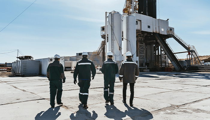 Insurance-Solutions-for-the-Oil-Gas-Industry-How-to-Protect-People-Assets-and-Operations